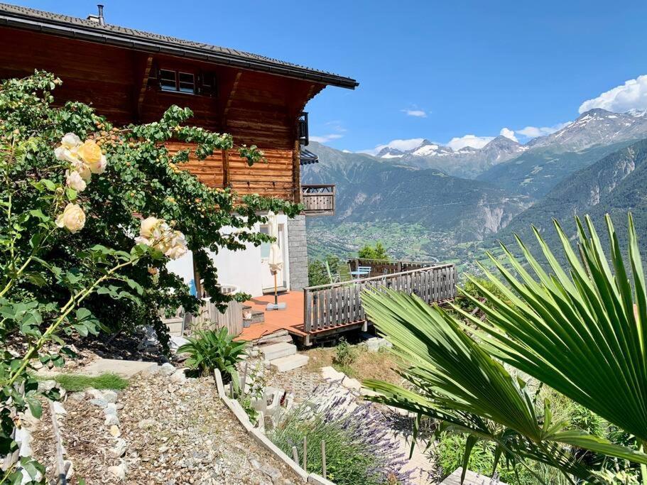 Apartment Stunning Panoramic Views! Hottube & Sauna *